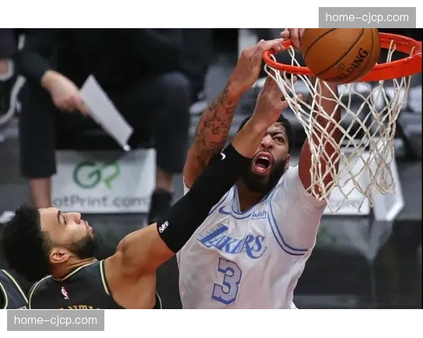 公牛队24胜27负居东部第十 防守反击战术效果显著 公牛队24胜27负居东部第十 防守反击战术效果显著